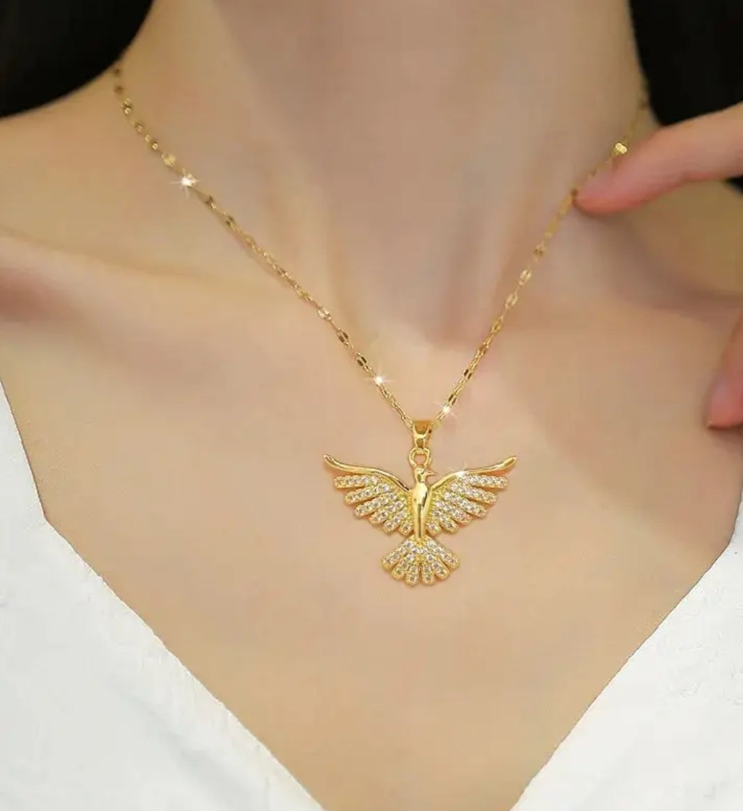 Collar en forma de fénix